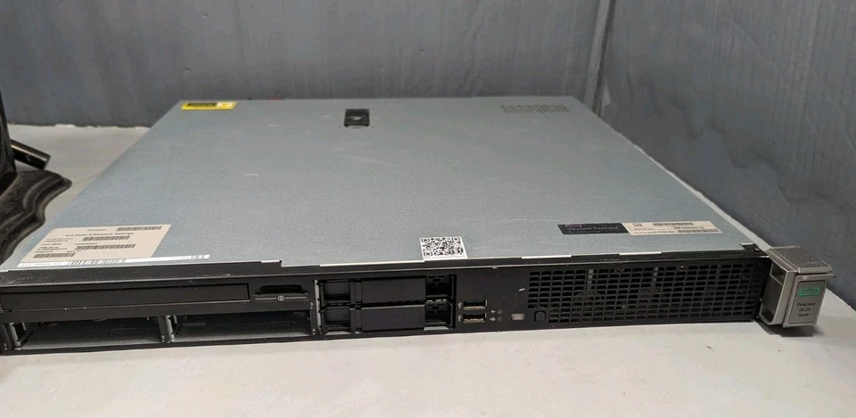 HP ProLiant DL20 Gen9 1x Xeon E3-1240v5 3,50 GHz 16 GB de RAM  Foto 1 de 4