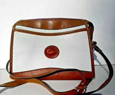 Bolso de mano Dover blanco con silla de montar de cuero tostado para todo tipo de clima de colección años 80 4034 Foto 1 de 4