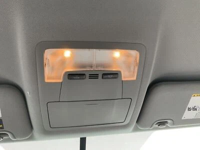 Consola central superior delantera usada se adapta a: Toyota Highlander VIN K 2016 cuarto dígito techo Foto 1 de 4