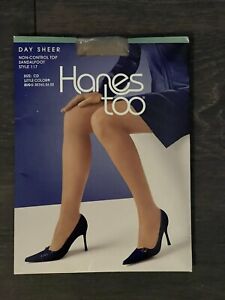 Hanes Too Day Sheers Pantyhose Travel Beige Size CD Sandalfoot 117
