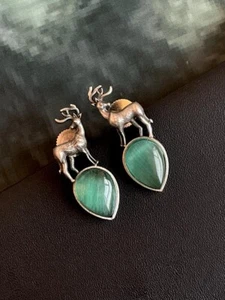 Deer Shape Oxidized Stud Earring - Picture 1 of 3