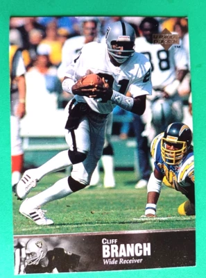 1997 UPPER DECK LEGENDS CLIFF BRANCH #80 OAKLAND RAIDERS NICE - Image 1 of 2
