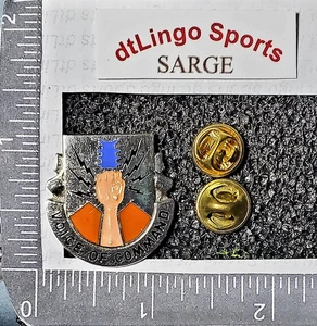 US Army 13th Signal Battalion DUI/DI Unit Crest Pin - Bild 1 von 2