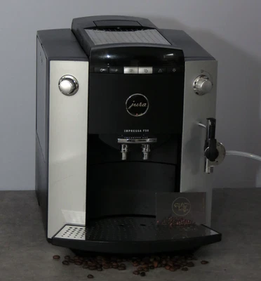 ~~ Jura Impressa F50 Kaffeevollautomat mit einer Profi-Autocappuccinatore! ~~ - Bild 1 von 4