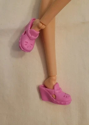 Zapatos Barbie Mattel ☆ Lindas sandalias rosas Foto 1 de 2