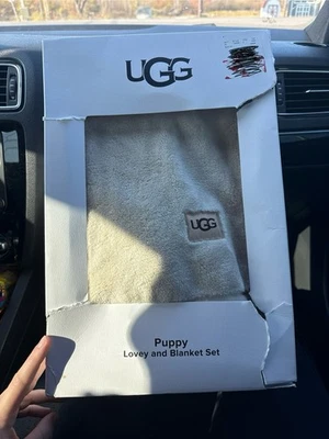 Brand New & Unboxed UGG Blanket Set | Color Birch | 30”x40” - Image 1 of 3