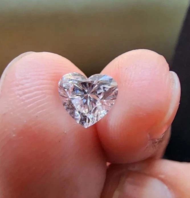 5.2 Ct Lab-Grown CVD Diamond D VVS1 Clarity Heart Cut EGL Loose Gemstone "5NSP - Image 1 of 3