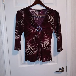 Christine Gerard Women's Knit Top Size S Burgundy Animal Print 3/4 Sleeve, LNC - Picture 1 of 13