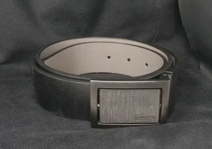 Cintura uomo Calvin Klein nera/nera elegante con fibbia girevole M 36 come nuova - Foto 1 di 2