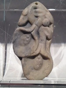 Early Chinese white Jade? pebble Pendant of flowers - Picture 1 of 11