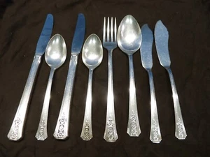 8 - Serving Knives Fork Spoons Oneida Community Fortune Silverplate Tudor 1939 - Picture 1 of 5