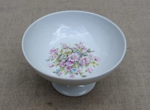 Limoges Porzellan Standschale Blumendekor - Bild 1 von 5