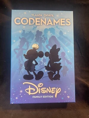 DIDNEY CODENAMES. GAME COMPLETE. Great Cond - Image 1 of 2