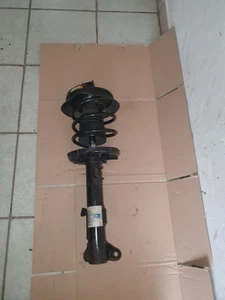 Mercedes C-Klasse W203 Federbein Vorne A2033201630 - Bild 1 von 17