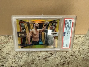 Khamzat Chimaev 2021 Select UFC #162 Rookie True Gold Prizm 9/10 RC PSA 9 - Picture 1 of 4