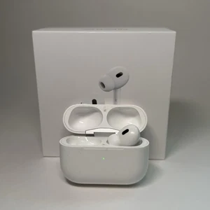 Airpods Pro Gen 2- Right Earbud And Charging Case |LIGHTNING -tested and working - Photo 1 sur 3
