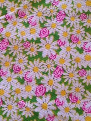 100% cotton fabric DAISY ROSE material woven texture 8 yards x 45 pink yellow - Image 1 of 4