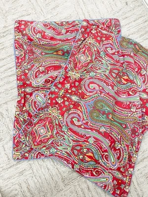 Ralph Lauren Standard Shams Beachside Preppy 25x20 Red Paisley - Image 1 of 4