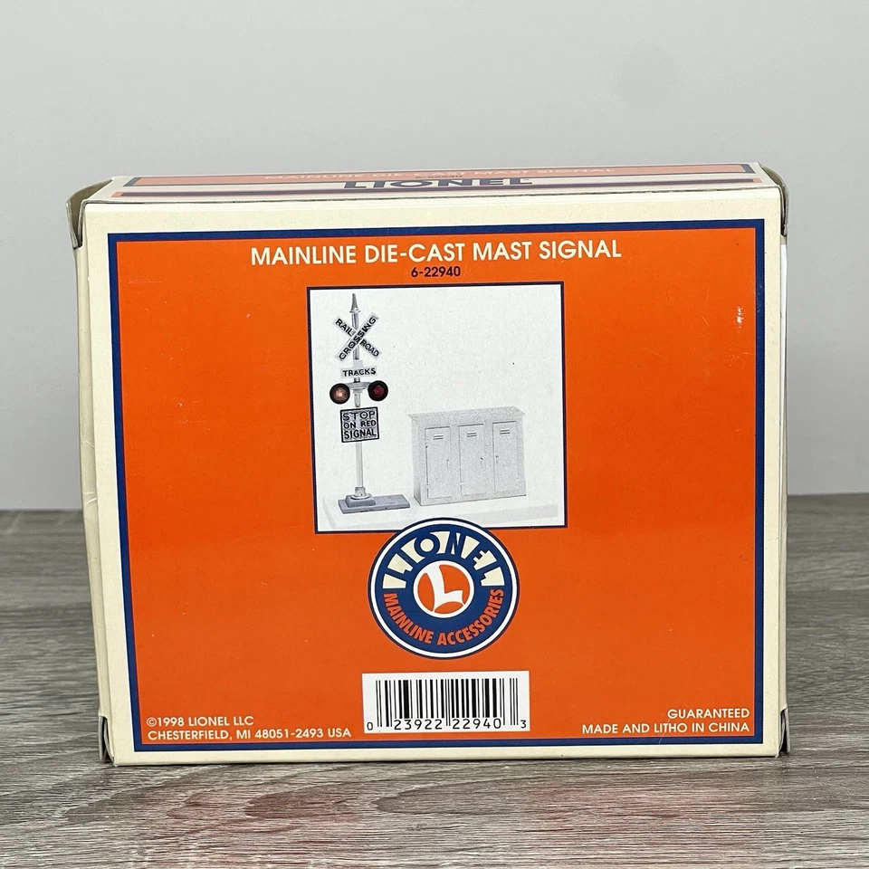 Vintage Lionel Trains 6-22940 O Mainline Die-Cast Mast Signal Highway Flasher - Image 1 of 3
