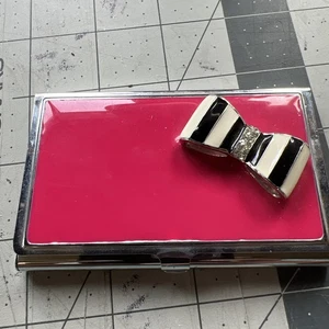 Bonito estuche espejo tarjetero de visita rosa con arco esmaltado de acero inoxidable vintage 3,75" L - Imagen 1 de 10