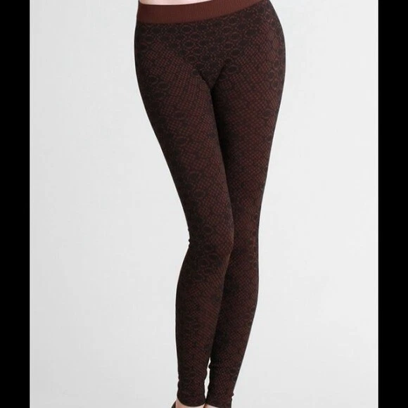 NUEVO Leggings Marrón Diseño Geométrico Sin Costuras de Nikibiki Talla Única Foto 1 de 1