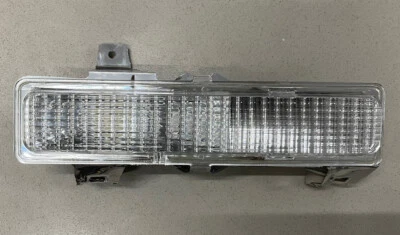 Fits Chevrolet Corsica 87-96 RH park/turn signal lamp DEPO GM2521106 - Image 1 of 4