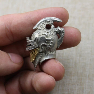 EDC Brass Knight Warrior Helmet Creative DIY Bead Umbrella Rope Pendant Tool