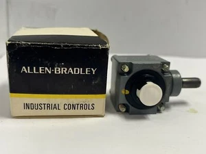 NEU Allen Bradley 40146-009-63 Endschalterkopf - Bild 1 von 5