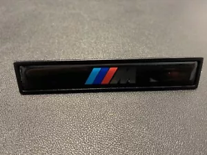 NEUE OEM BMW E36 Cabrio Compact M Türleiste Emblem Abzeichen 51132264666 - Bild 1 von 2