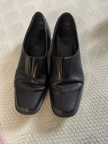 Mocassini slip on Ecco Light Shock Point in pelle nera da donna taglia UK 6 5 EU 40