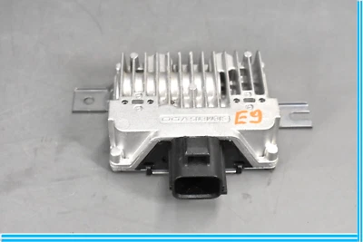 Módulo de control del motor de la bomba de combustible Land Rover LR4 / Range Rover L322 07-18 OEM Foto 1 de 4