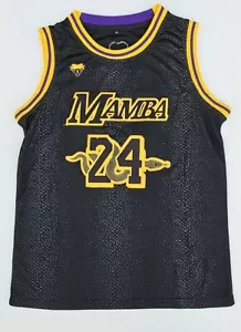 Kobe Bryant Black Mamba #24 Basketball Jersey Size Medium + 2 #24 Beanie Hats - Picture 1 of 5