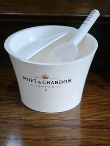 moet & chandon Champagne ice bucket Tray & Scoop - Picture 1 of 9