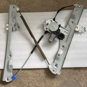 14-23 INFINITI Q50 FRONT RIGHT PASSENGER SIDE DOOR WINDOW REGULATOR W/ MOTOR OEM - Picture 1 of 1