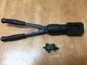 AMP 69061 CRIMPER Tool con 48753-1 6 AWG Terminale Die & 8-C P. I. Terminale Die - Foto 1 di 13
