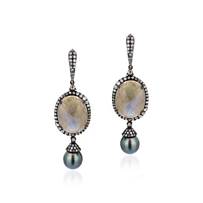 Pendientes colgantes victorianos de perlas, labradorita y diamantes de 40,08 quilates Foto 1 de 4