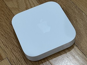Apple Airport Express A1392 2nd Generation 802.11n Base Station TESTED WORKING