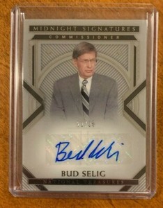 BUD SELIG 22/25 Midnight Signatures Auto 2021 Panini National Treasures