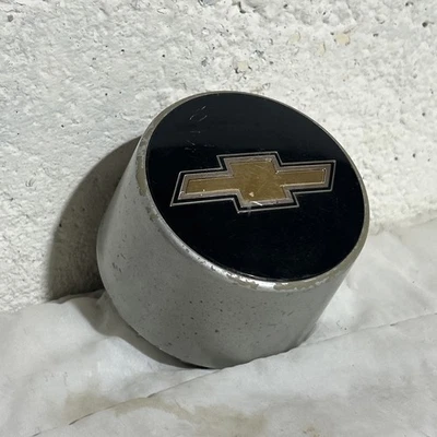 1986-1994 Chevy Blazer S10 S-10 Astro Van Aluminum Wheel Center Hub Cap 15613325 - Image 1 of 4