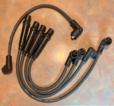 Bosch Silicone Spark Plug Wire Set for Audi Fox, VW Dasher, Quantum - Изображение 1 из 2