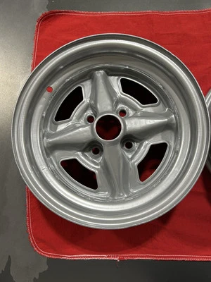 71 72 73 74 75 Chevrolet Chevy Vega GT Rally Wheel Foto 1 de 4