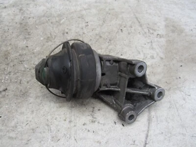 Оригинальный резиновый изолятор переднего крепления кронштейна двигателя S60 R 2004 2007 VOLVO 2,5 л - Изображение 1 из 4