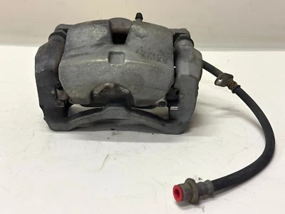 PINZA DE FRENO DELANTERA IZQUIERDA LADO CONDUCTOR TOYOTA CAMRY 2019-2024 RAV4 Avalon OEM Foto 1 de 4