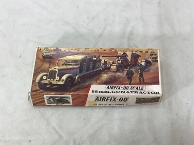 Airfix-00 Series 2 WWII German 88mm Gun & Tractor 1:76 Scale Model Kit Boxed NEW - Image 1 of 2