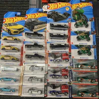 Hot Wheels lote de 24 piezas 8 coches diferentes 3 cada uno Foto 1 de 4