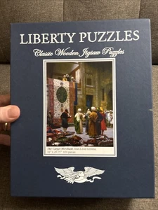 Puzzle Liberty in legno 658 pezzi, mercante di tappeti, geromo Jean-Leon, completo - Foto 1 di 4
