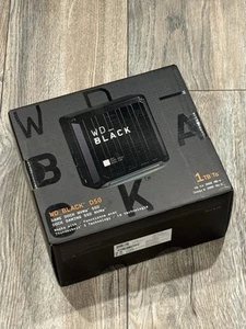 Western Digital D50 Thunderbolt 3 Game Dock With 1TB SSD RGB - Picture 1 of 1