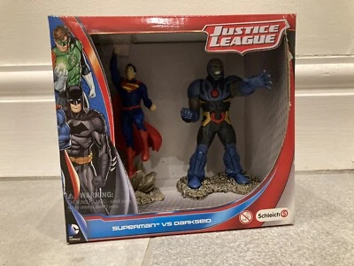 JUSTICE LEAGUE FIGURES : SUPERMAN v DARKSEID : SCHLEICH Figures - Image 1 of 4