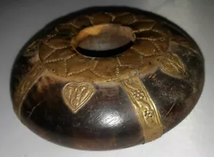 Vintage Exotic Brass Inlay Flowers birds Handmade African wooden vase round flat - Bild 1 von 12