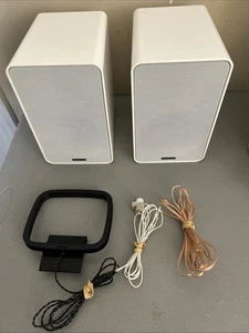 Onkyo D-T25 Bookshelf Speakers White For Onkyo CR-265 HiFi Mini System/ Wires - Picture 1 of 15